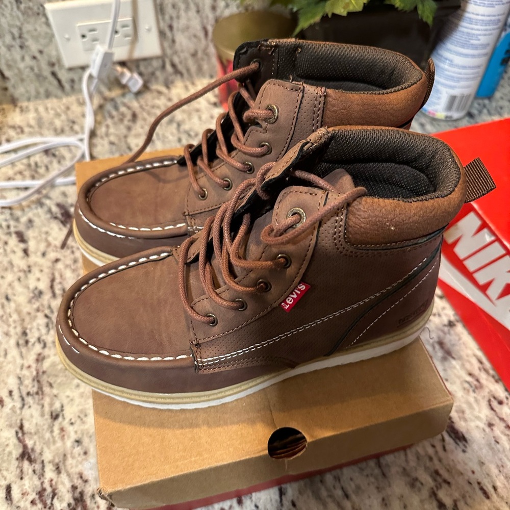 Boys Levi’s boots for sale asking for $40 like new only worn twice.